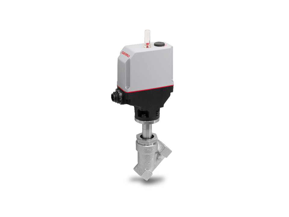 GEMÜ Schrägsitzventil mit elektrischem Antrieb und robustem Edelstahlgehäuse für präzise Durchflussregelung in industriellen Anwendungen. Mit integrierter Stellungsanzeige.
,GEMÜ Schrägsitzventil mit elektrischem Antrieb und robustem Edelstahlgehäuse für